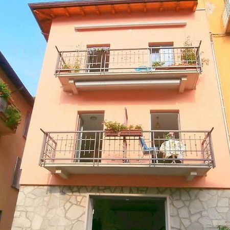 B&B Della Contrada Varenna Bagian luar foto